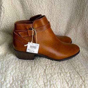 American Eagle ankle boots